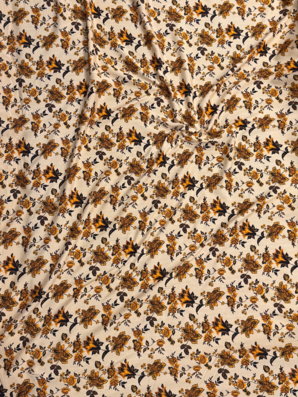 1q Cream Floral Linen Boski