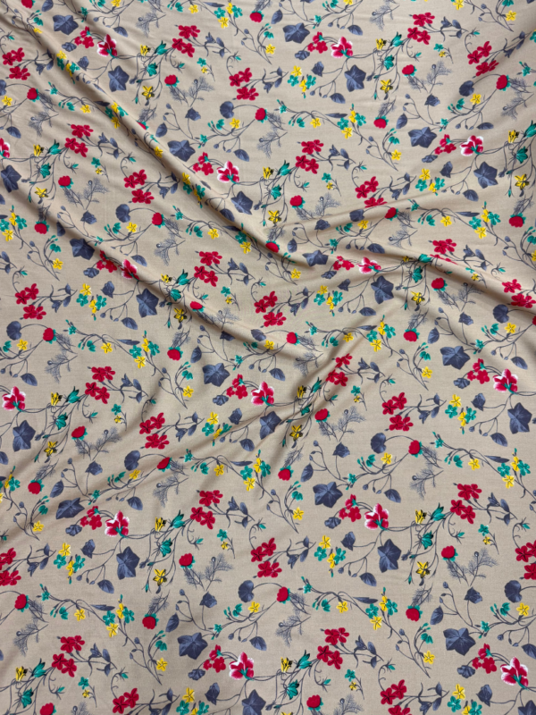 Light Beige Floral Linen Boski